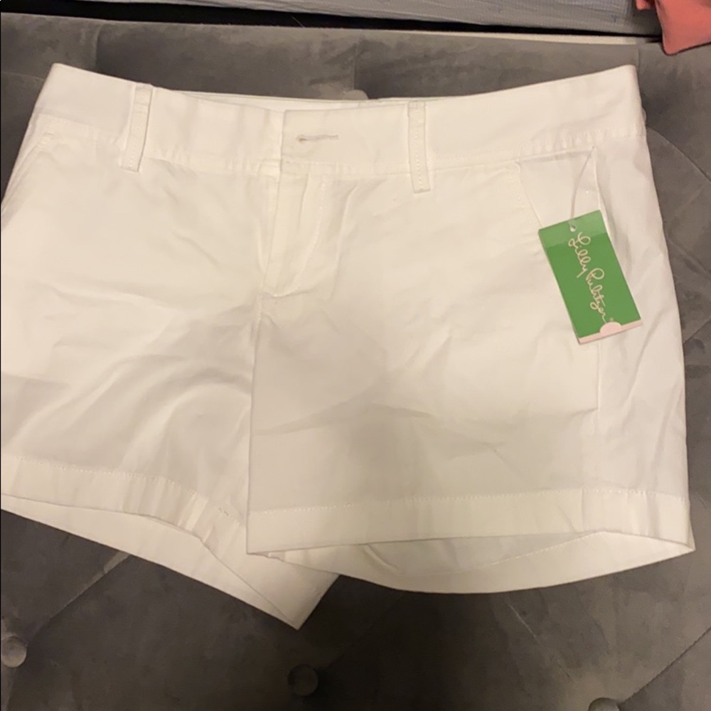 🌴Lilly Pulitzer White Callahan Shorts🌴